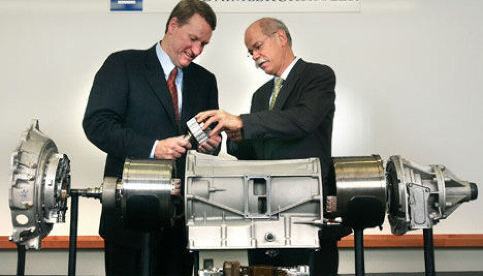 GM-sjef Wagoner og DC-sjef Zetsche