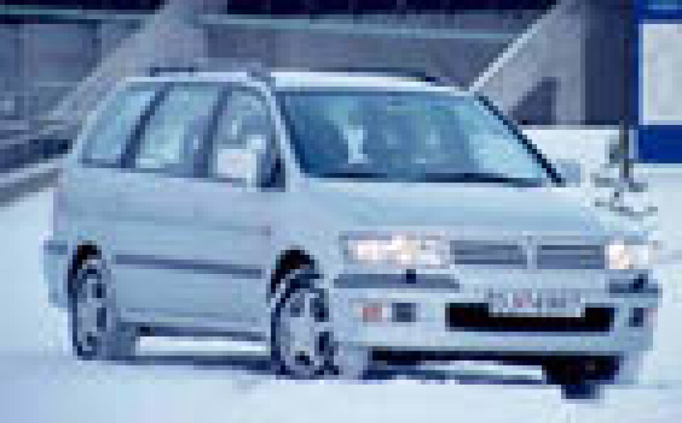 Mitsubishi Space Wagon 2,4 GDI