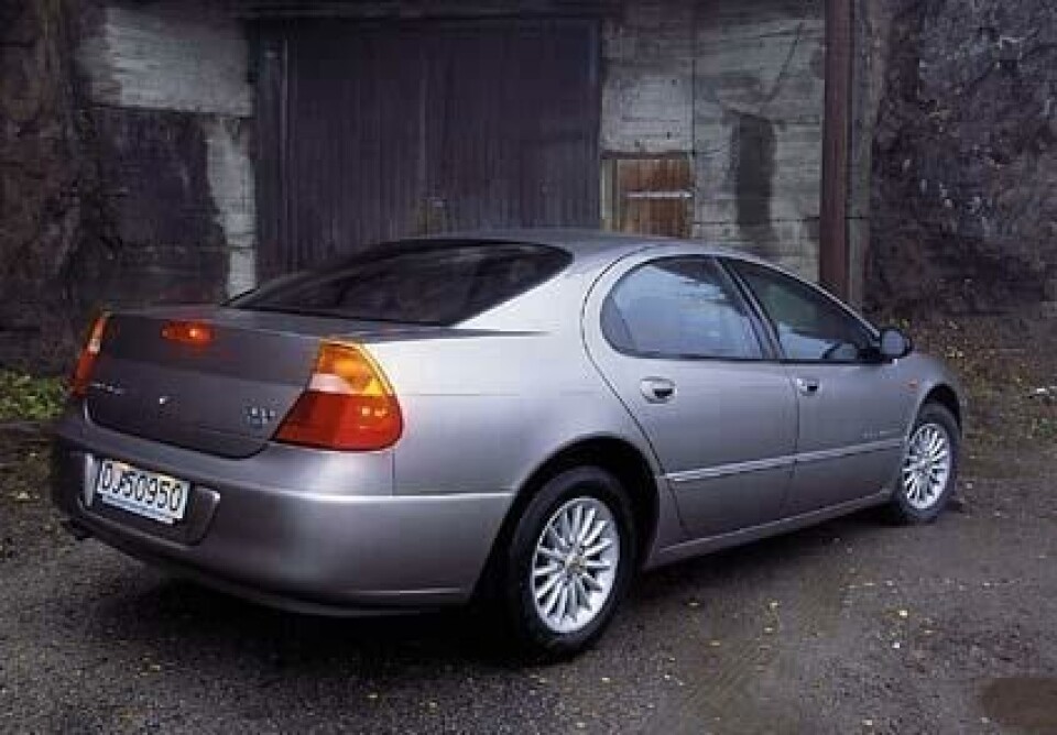 Bil har testet Chrysler 300MBil har testet Chrysler 300M Bil har testet Chrysler 300MBil har testet Chrysler 300M