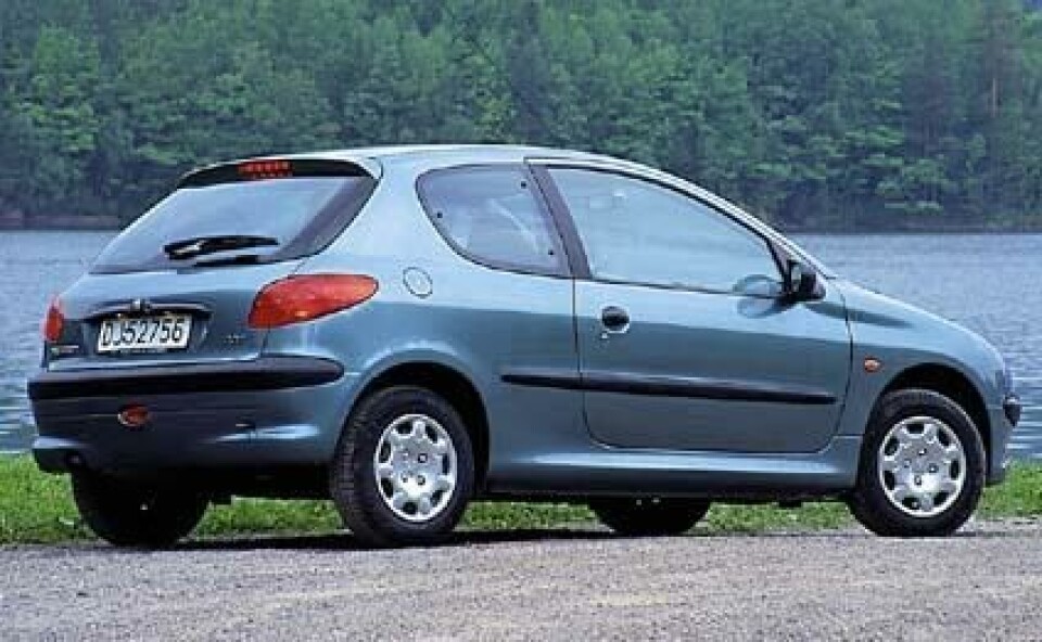 Bil har testet Peugeot 206Bil har testet Peugeot 206 Bil har testet Peugeot 206Bil har testet Peugeot 206