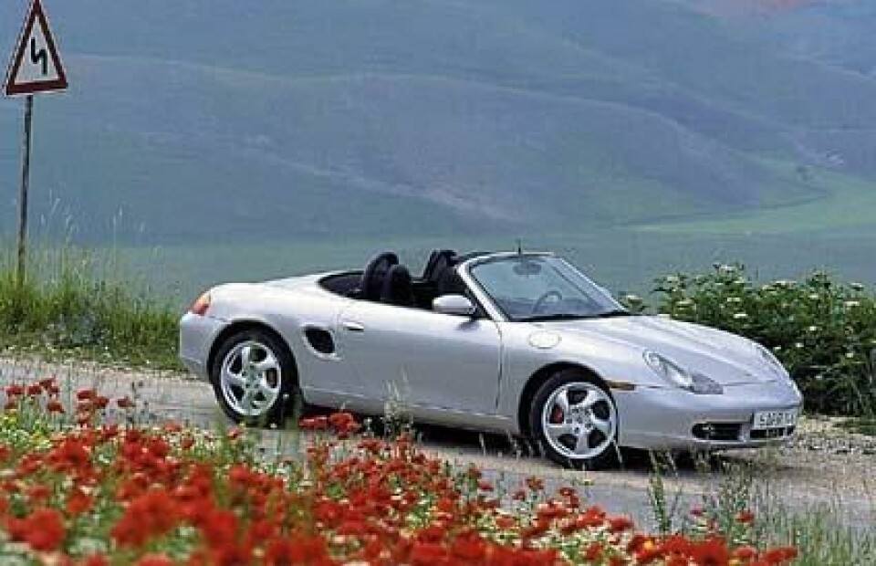 Bil har kjørt Porsche BoxsterBil har kjørt Porsche Boxster Bil har kjørt Porsche BoxsterBil har kjørt Porsche Boxster