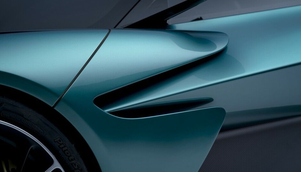 Aston Martin Valhalla