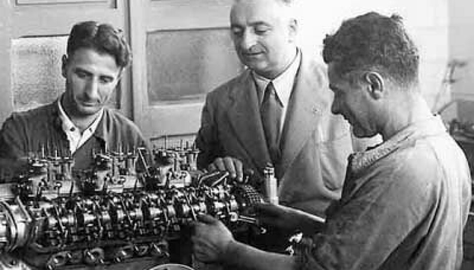 Enzo med en ny 12 sylindret motor, 1946-Ferrari eget merke i 1946-Ferrari eget merke i 1946