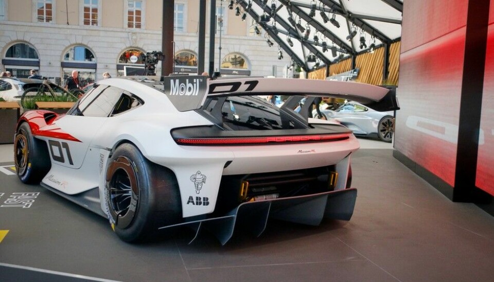 Porsche Mission R ConceptFoto: Stefan Baldauf / Guido ten Brink
