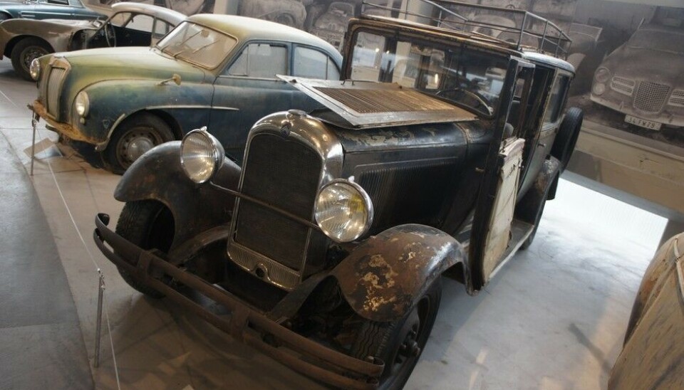 PantheonDenne Citroen C6 fra 1931 har fått en knottgenerator under krigen som den fremdeles har. PantheonDenne Citroen C6 fra 1931 har fått en knottgenerator under krigen som den fremdeles har.