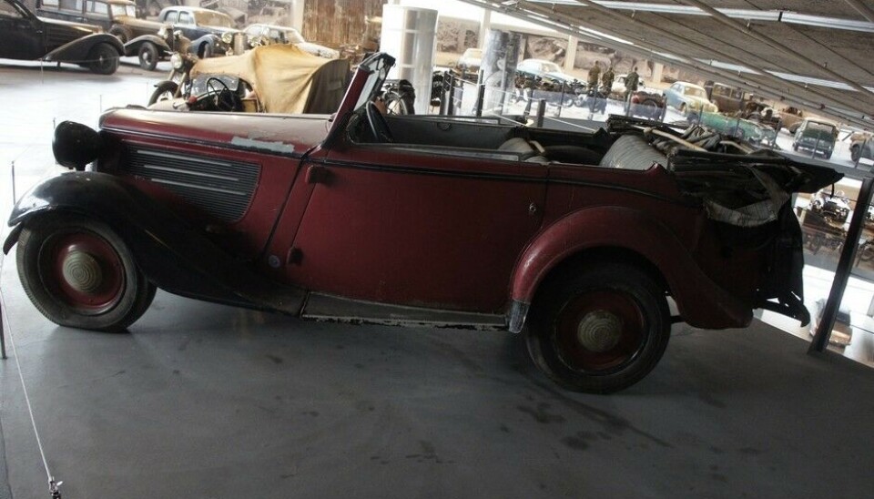 PantheonEn av BMWs små førkrigsbiler. 319 heter denne. 45 hester. 1936. PantheonEn av BMWs små førkrigsbiler. 319 heter denne. 45 hester. 1936.