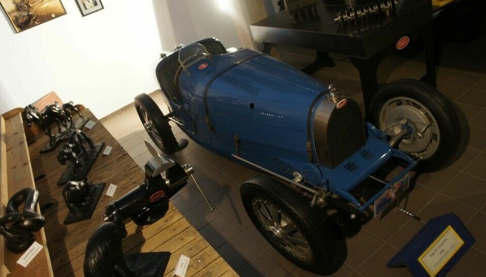 Bugatti fra en annen vinkel