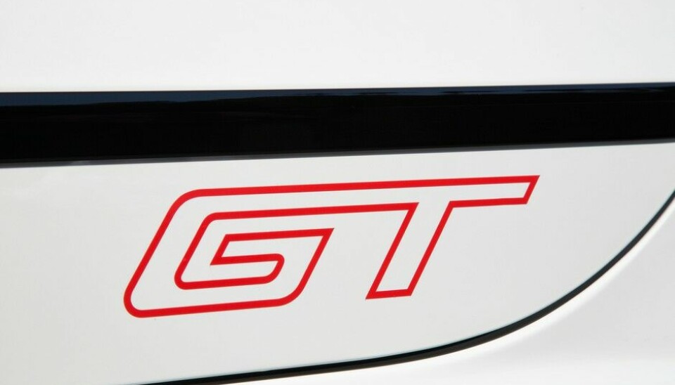 Volkswagen Passat GT Concept