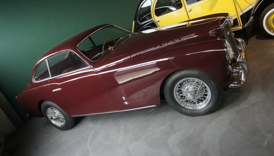 PantheonEn MG med Bertone-karosseri og bygget for Arnolt i Chicago, tilhører Pantheon, men er sikkert til salgs. PantheonEn MG med Bertone-karosseri og bygget for Arnolt i Chicago, tilhører Pantheon, men er sikkert til salgs.