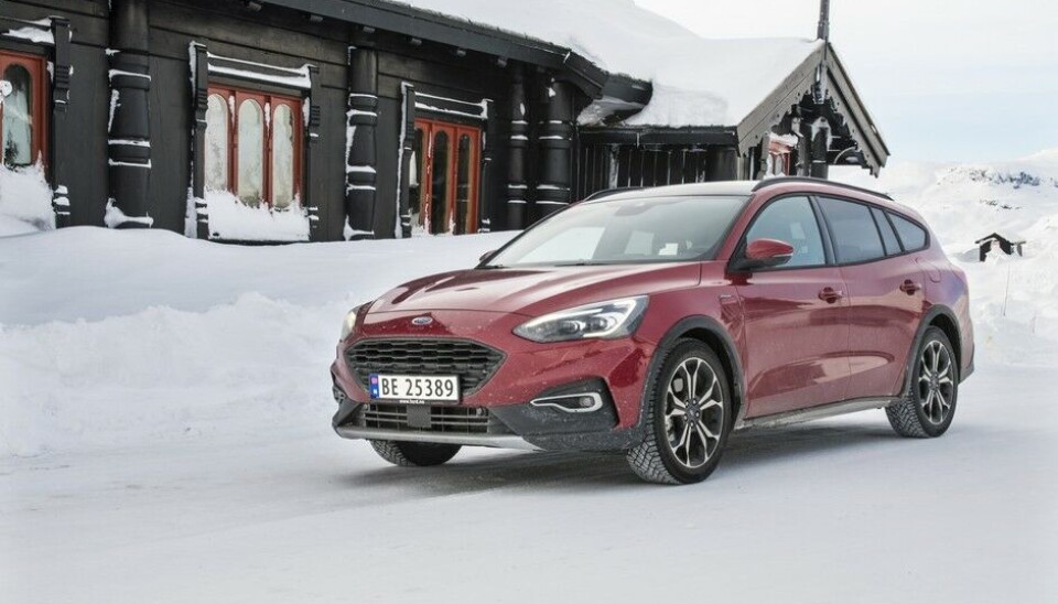 Ford Focus Active hybrid stv.